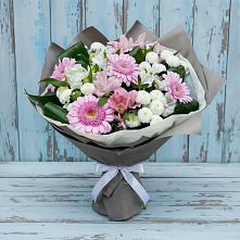 Букет цветов из:  Герберы, Альстромерии и Хризантемы в Восточном Забайкальского края