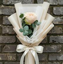 Букет цветов из:  Розы в Восточном Забайкальского края