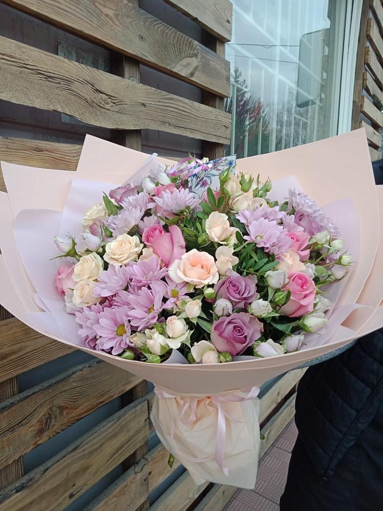 Букет цветов из: Розы и Хризантемы в Восточном Забайкальского края