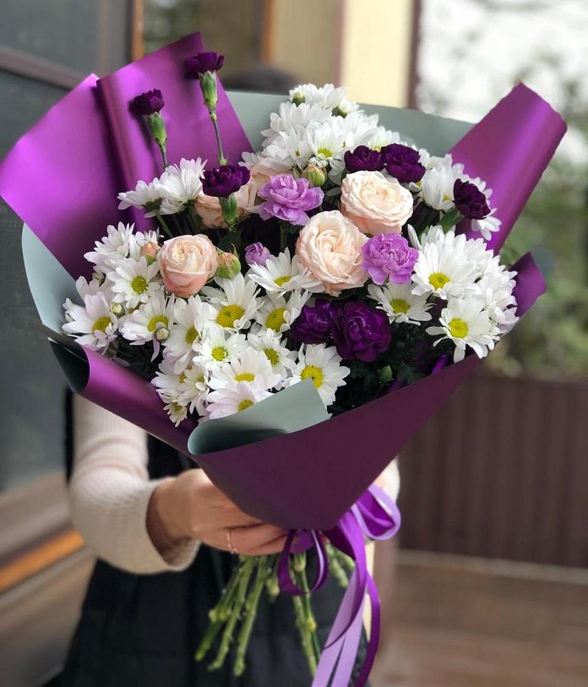 Букет цветов из: Хризантемы, Гвоздики и Розы в Восточном Забайкальского края