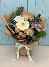 Букет цветов из:  Герберы и Хризантемы в Восточном Забайкальского края