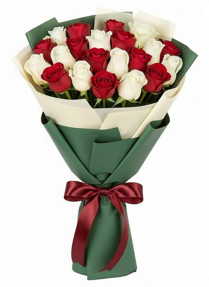 Букет Микс из красных и белых роз в Восточном Забайкальского края
