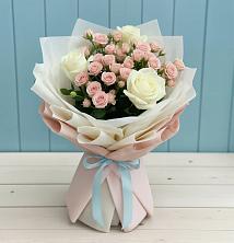 Букет цветов из:  Розы в Восточном Забайкальского края