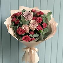 Букет цветов из:  Гвоздики и Розы в Восточном Забайкальского края