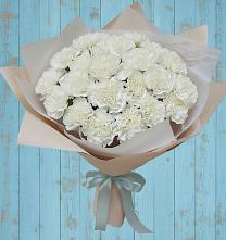 Букет цветов из:  Гвоздики в Восточном Забайкальского края