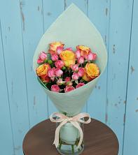 Букет цветов из:  Розы в Восточном Забайкальского края