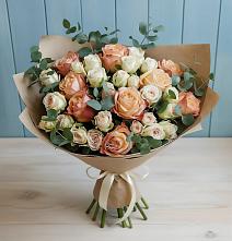 Букет цветов из:  Альстромерии и Розы в Восточном Забайкальского края